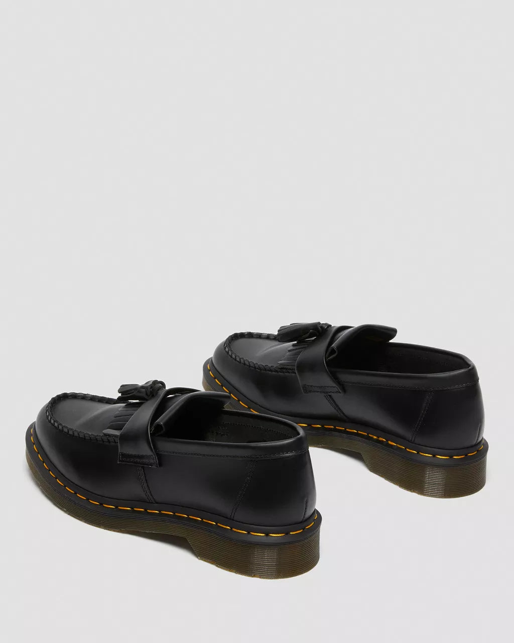 Noir&amp;Blanc Loafers met gele stiksels - Zwart